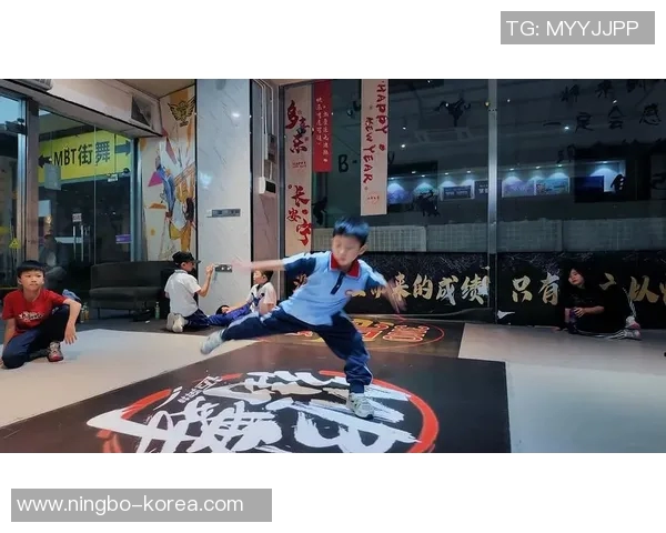 广州街舞队逆袭之旅全纪录：从默默无闻到舞台之巅的奋斗故事