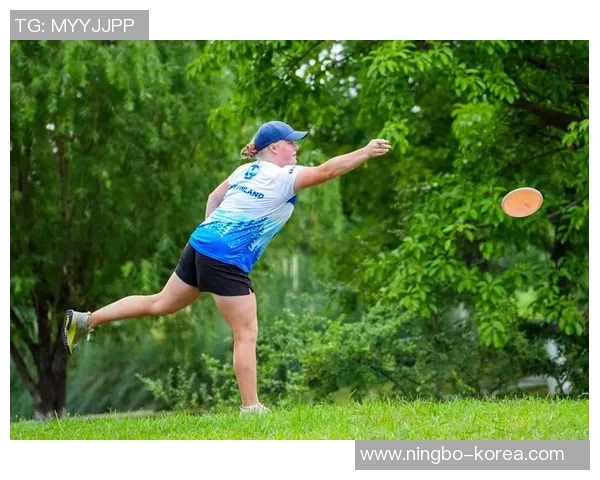 成都飞盘队在全国耐力排行榜中荣登第六名展现出强劲实力与团队精神