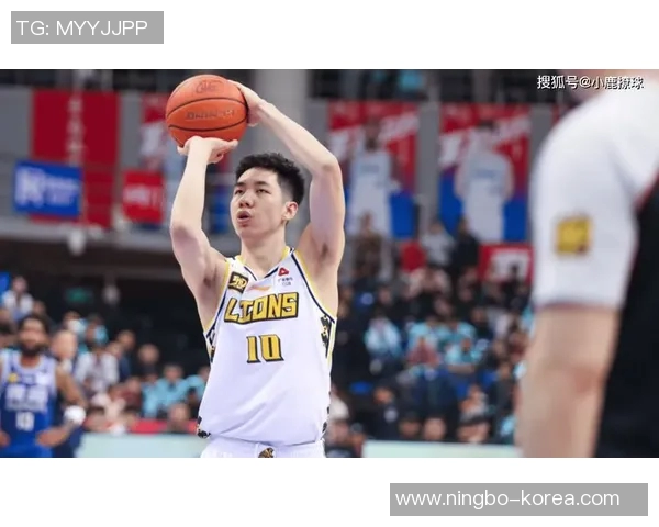 朱俊龙的崛起与挑战：从青涩少年到职场精英的奋斗故事