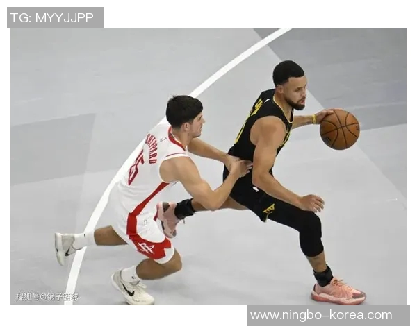 火箭逆转勇士以112比108获胜展现强大韧性与团队合作精神 火箭逆转勇士以112比108获胜展现强大韧性与团队合作精神