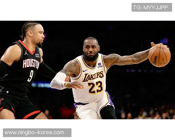 湖人队与骑士队历史交锋记录分析及比赛精彩瞬间回顾