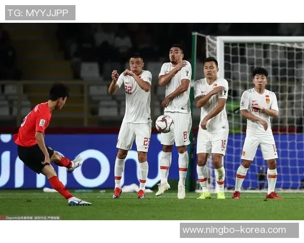 重庆飞盘队与西安飞盘队赛后复盘探讨灵活性与战术应变能力 重庆飞盘队与西安飞盘队赛后复盘探讨灵活性与战术应变能力