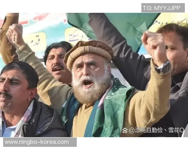 韦斯特洛与圣吉罗斯的史诗对决谁将成为最终的胜者与传奇之路