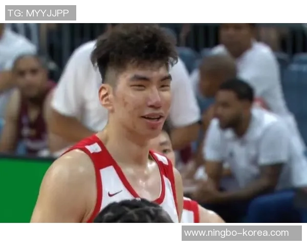 余嘉豪：从新星崛起到篮球赛场的璀璨传奇之路