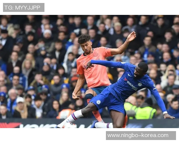 切尔西更衣室风波升级斯特林与恩佐训练场冲突引发热议