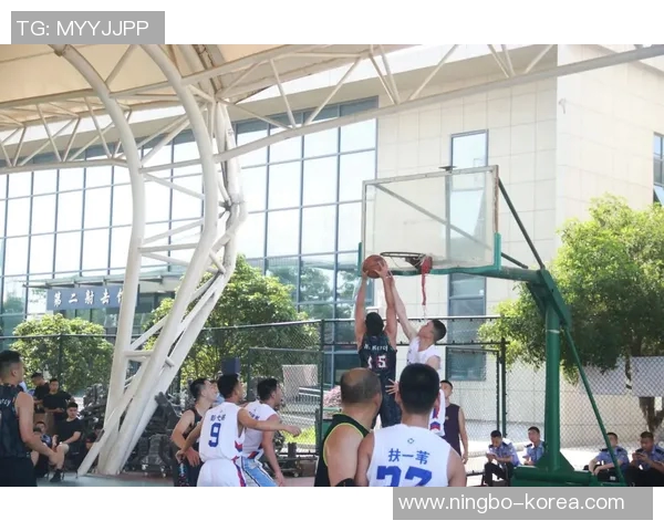 广东龙狮与新疆强强对决谁将赢得这场精彩的篮球盛宴